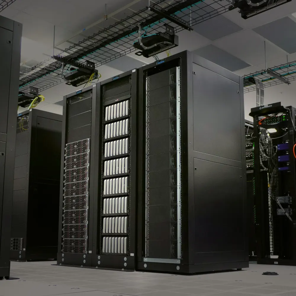 Wij beheren je server, jij beheert je bedrijf Wij beheren je server, jij beheert je bedrijf