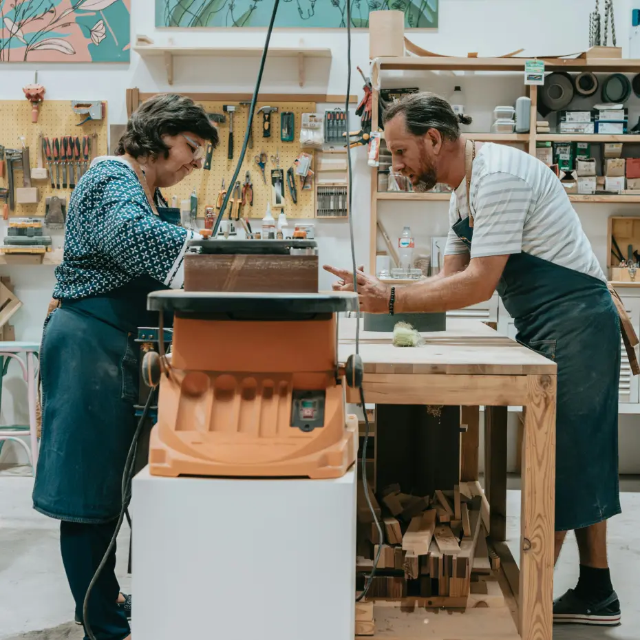 Catch the attention of local customers Catch the attention of local customers